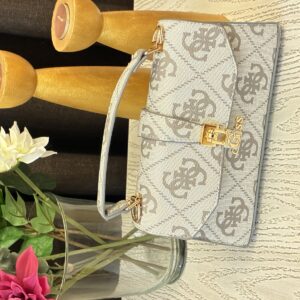 Guess Monogramlı Beyaz Mini Çanta - Çanta | Banu Butik